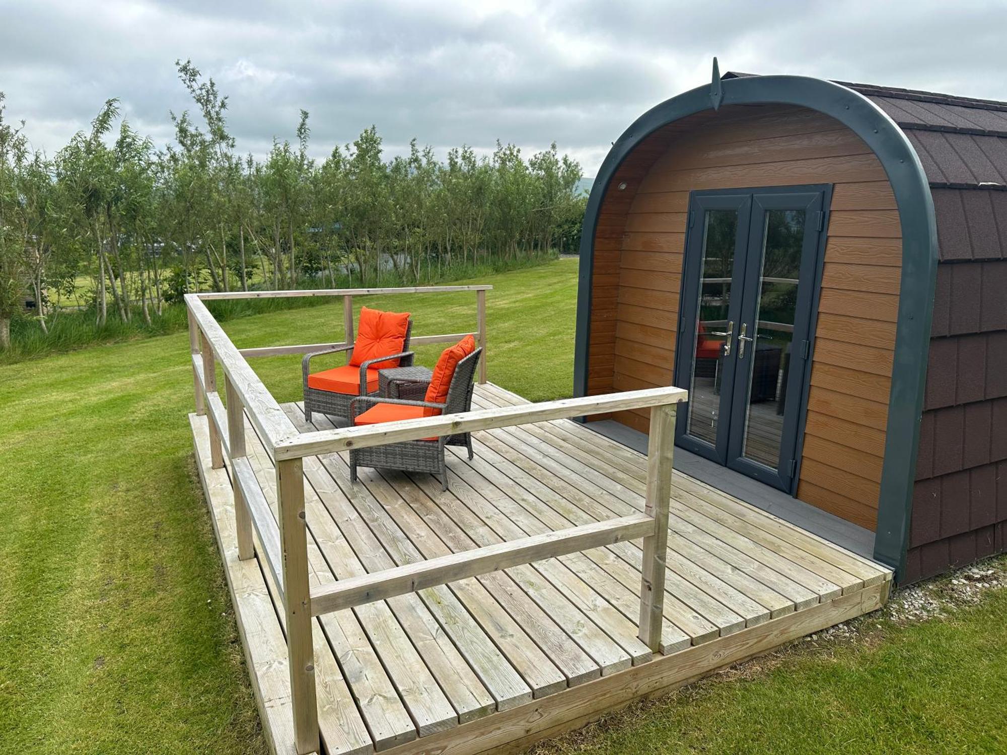 Hotel Three Peaks Pods Bentham Exterior foto